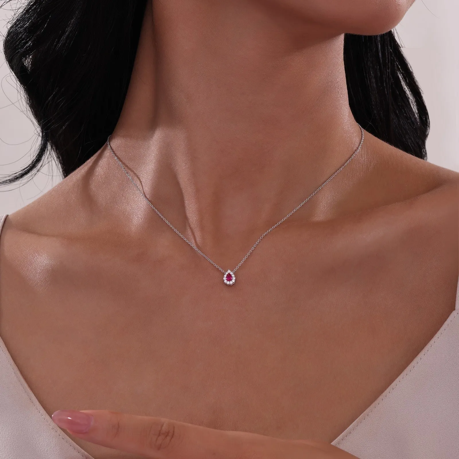 0.61 CTW Pear-shaped Halo Necklace N0325CSP18