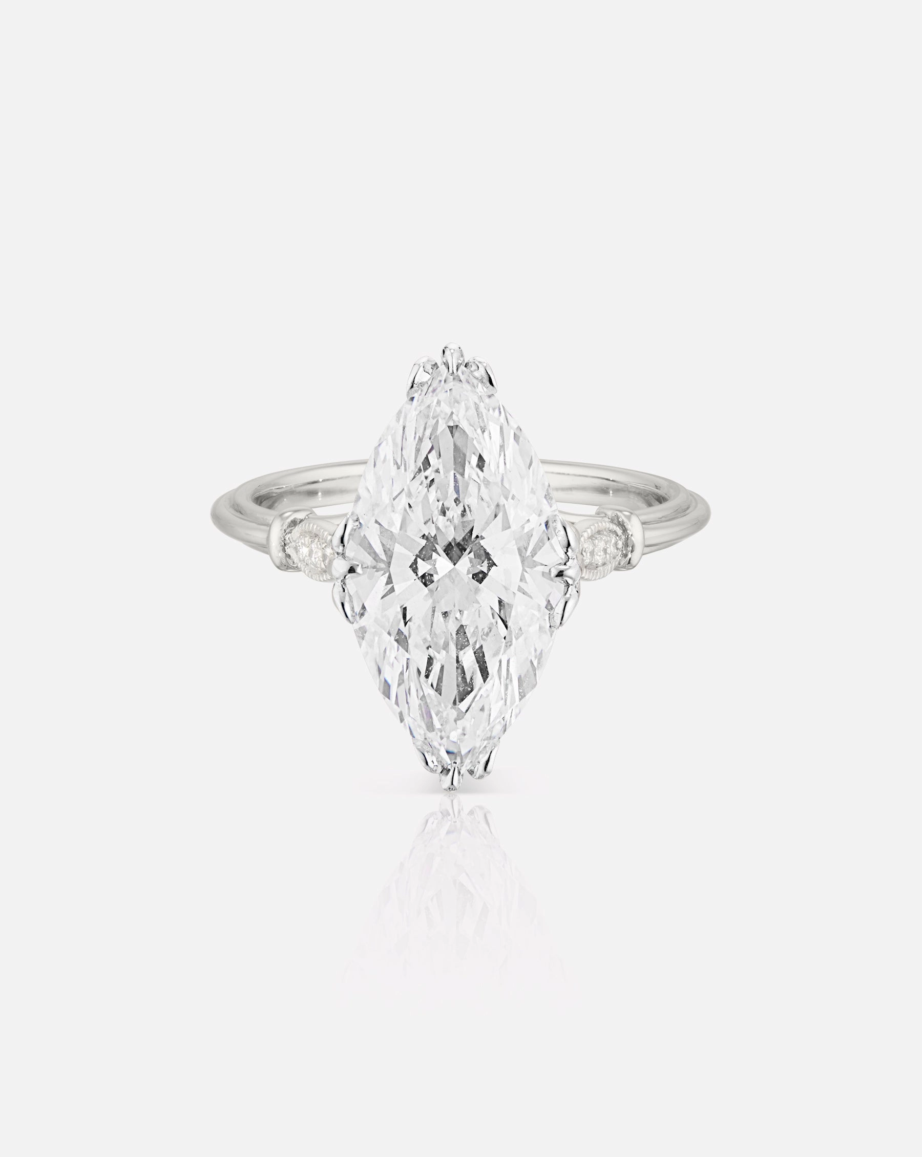 2.61 Marquise Lab Diamond in Signature Antique