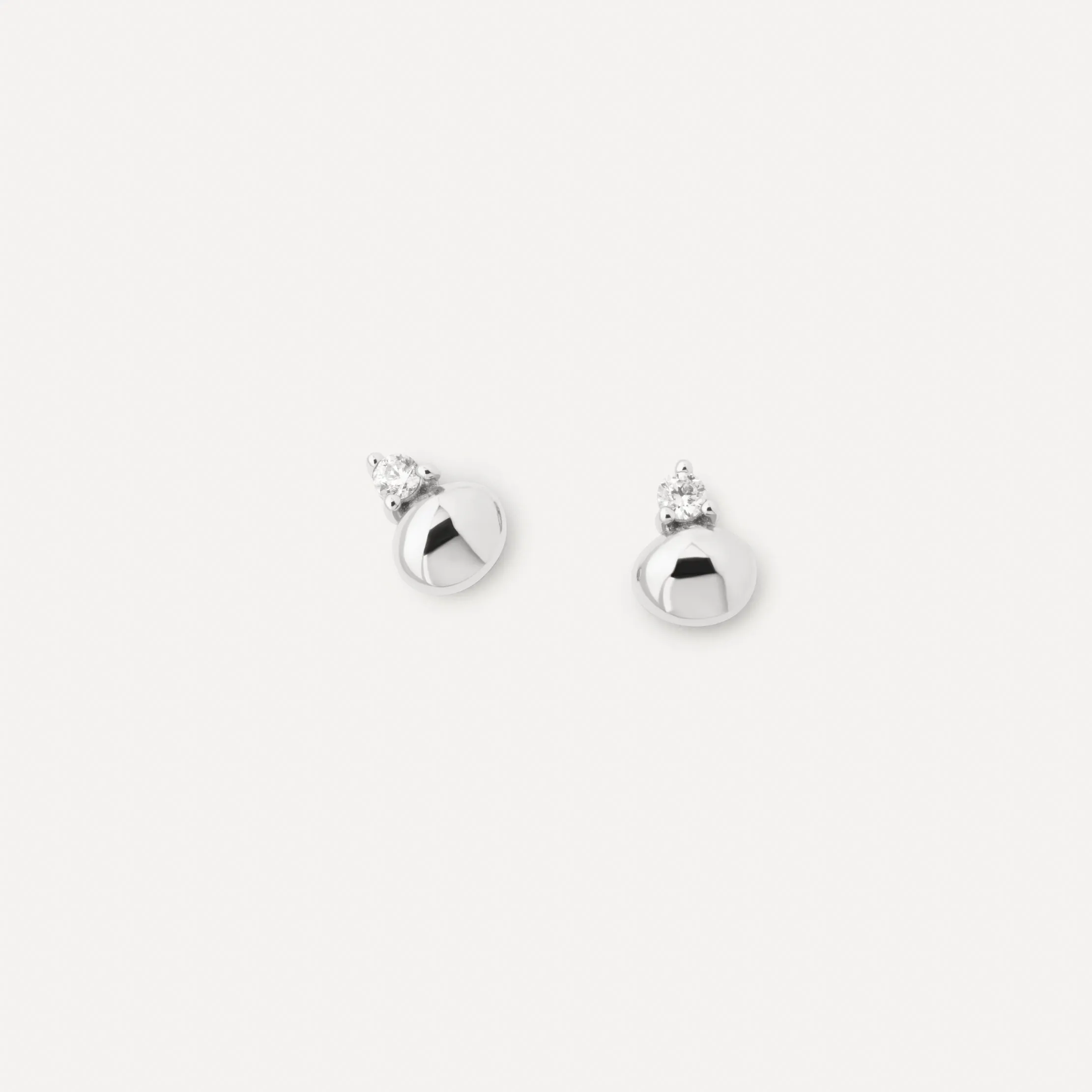 Gleaming Pebble Studs