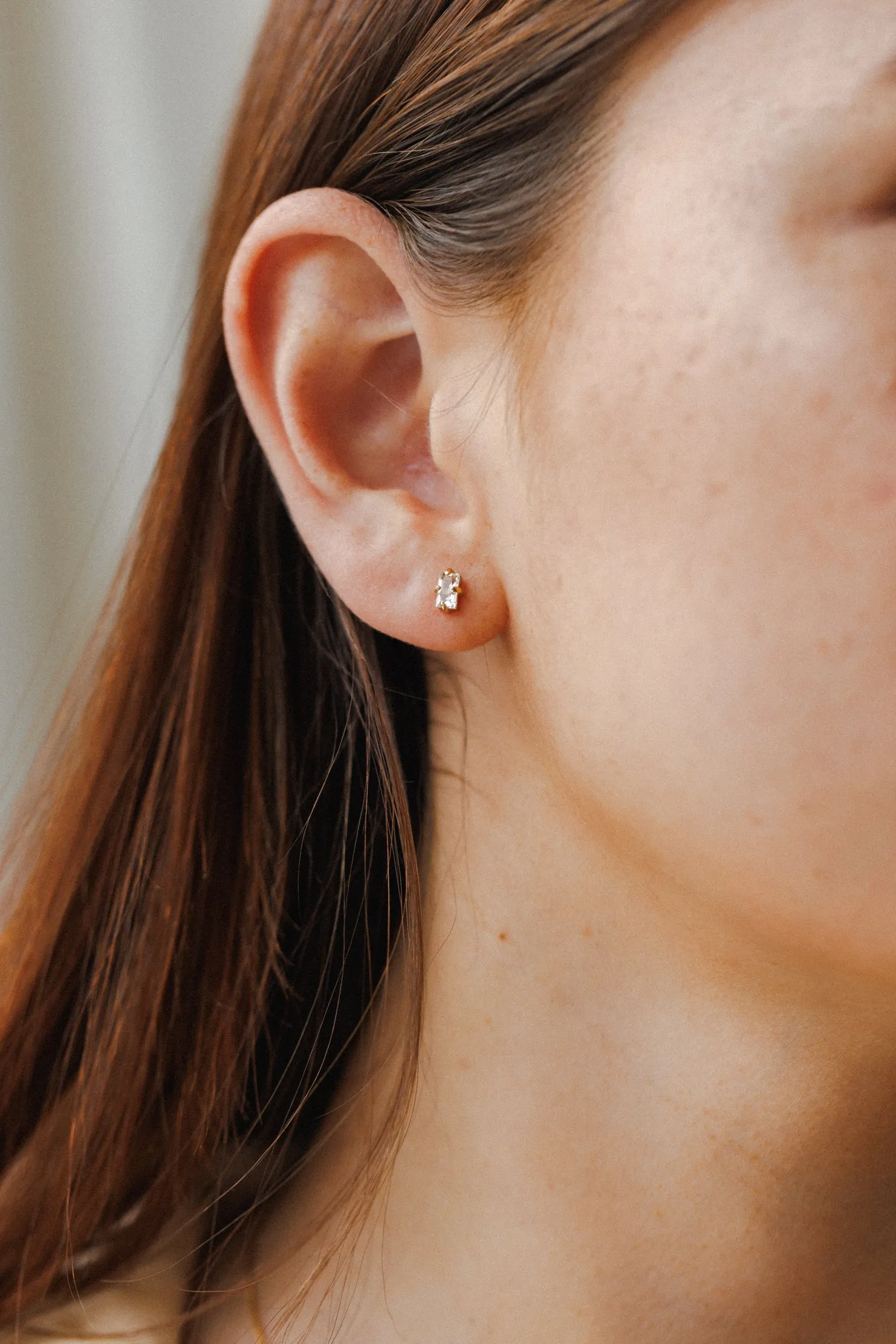 Grand Baguette Studs