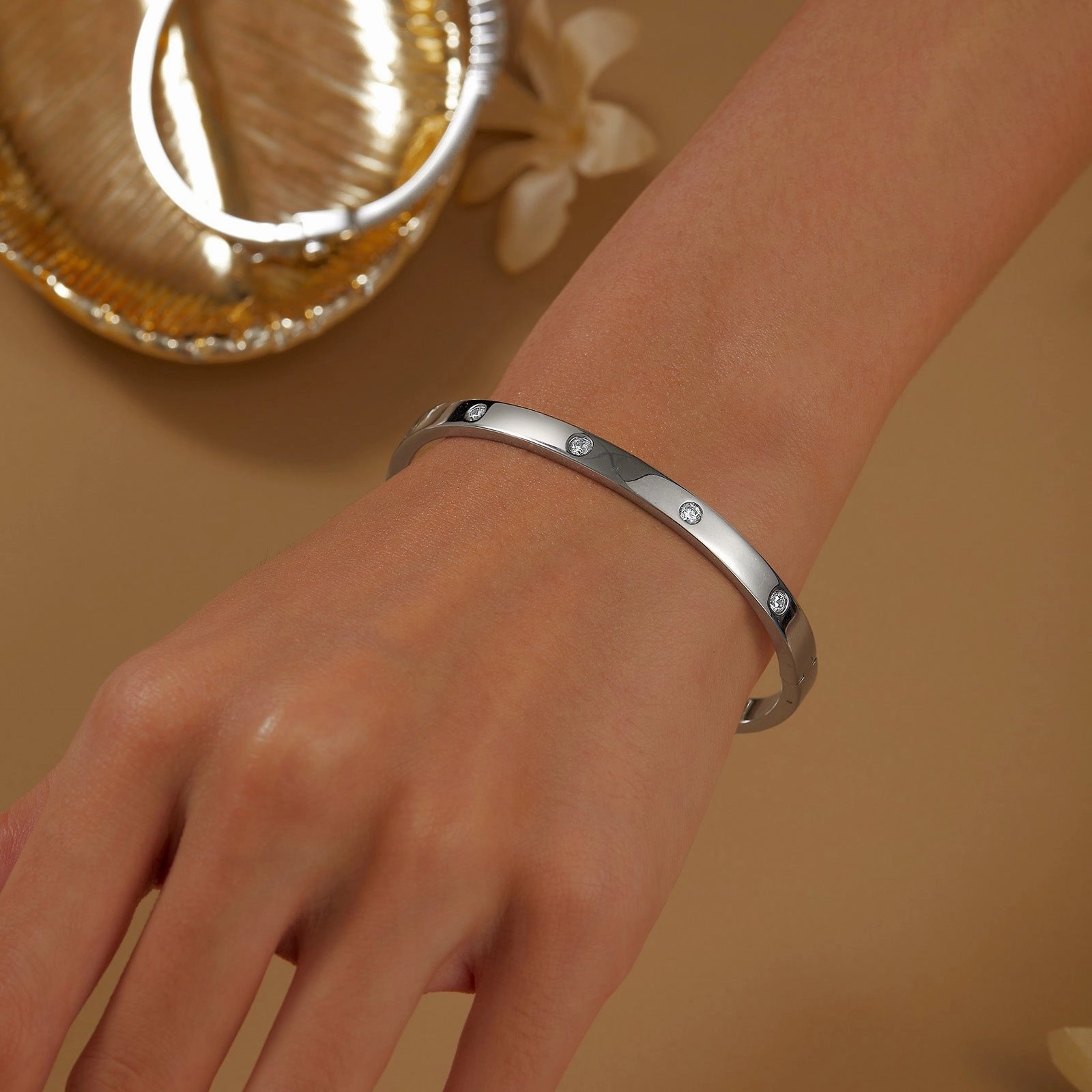 High Polish Bangle Bracelet B0177CLG72