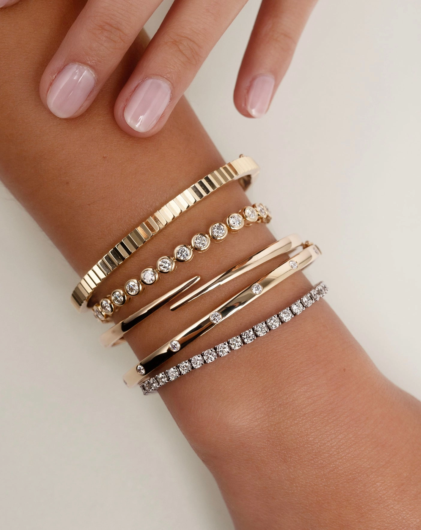 Inlay Diamond Bangle
