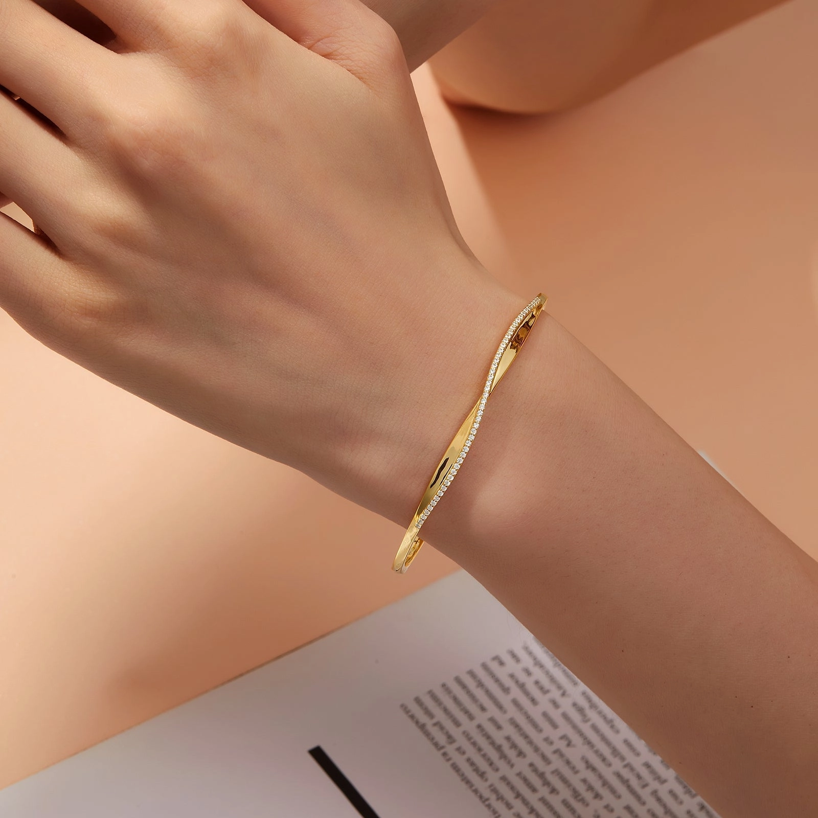 Open Hinged Bangle Bracelet B0184CLG72