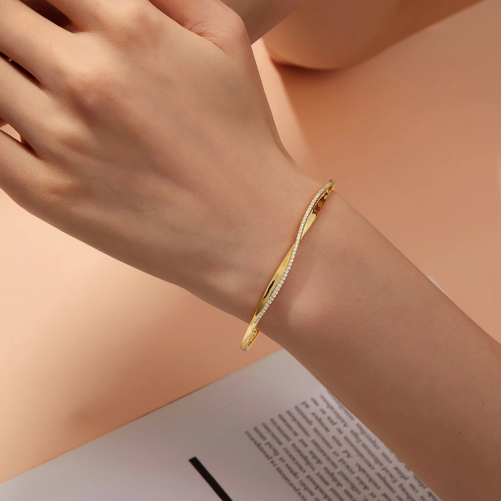 Open Hinged Bangle Bracelet B0184CLP72