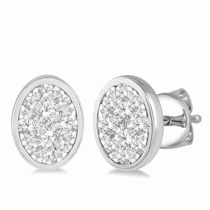 Oval Shape Lovebright Essential Diamond Stud Earrings