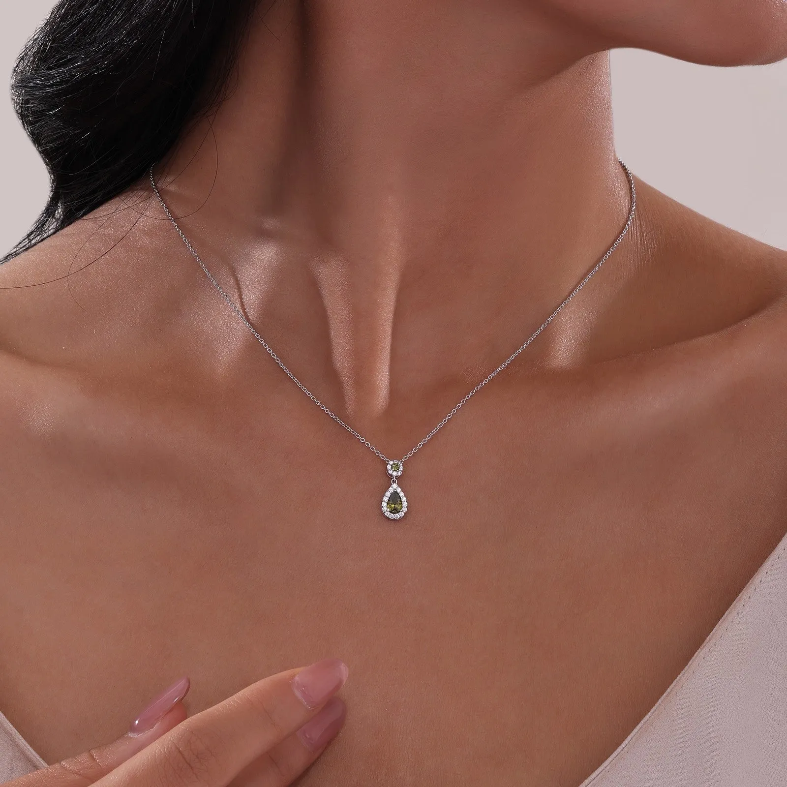 Pear Shape Halo Necklace N0318AMP20