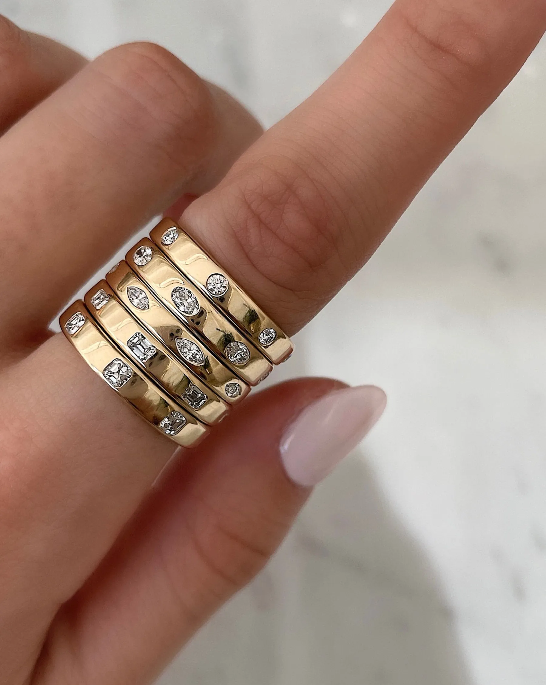Round Luxe Inlay Eternity Band