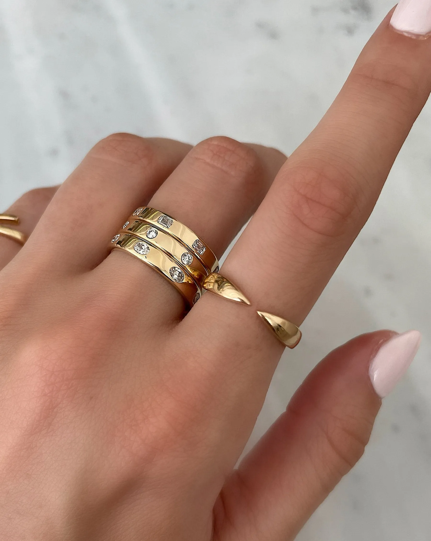 Round Luxe Inlay Eternity Band