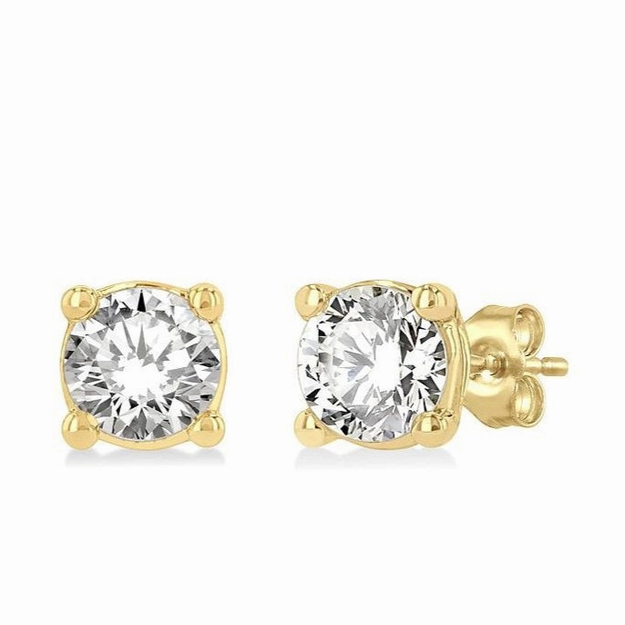 Round Shape Diamond Stud Earrings