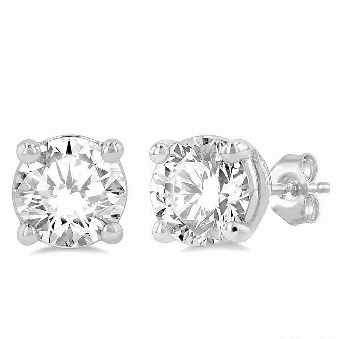 Round Shape Diamond Stud Earrings