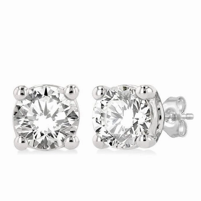 Round Shape Diamond Stud Earrings