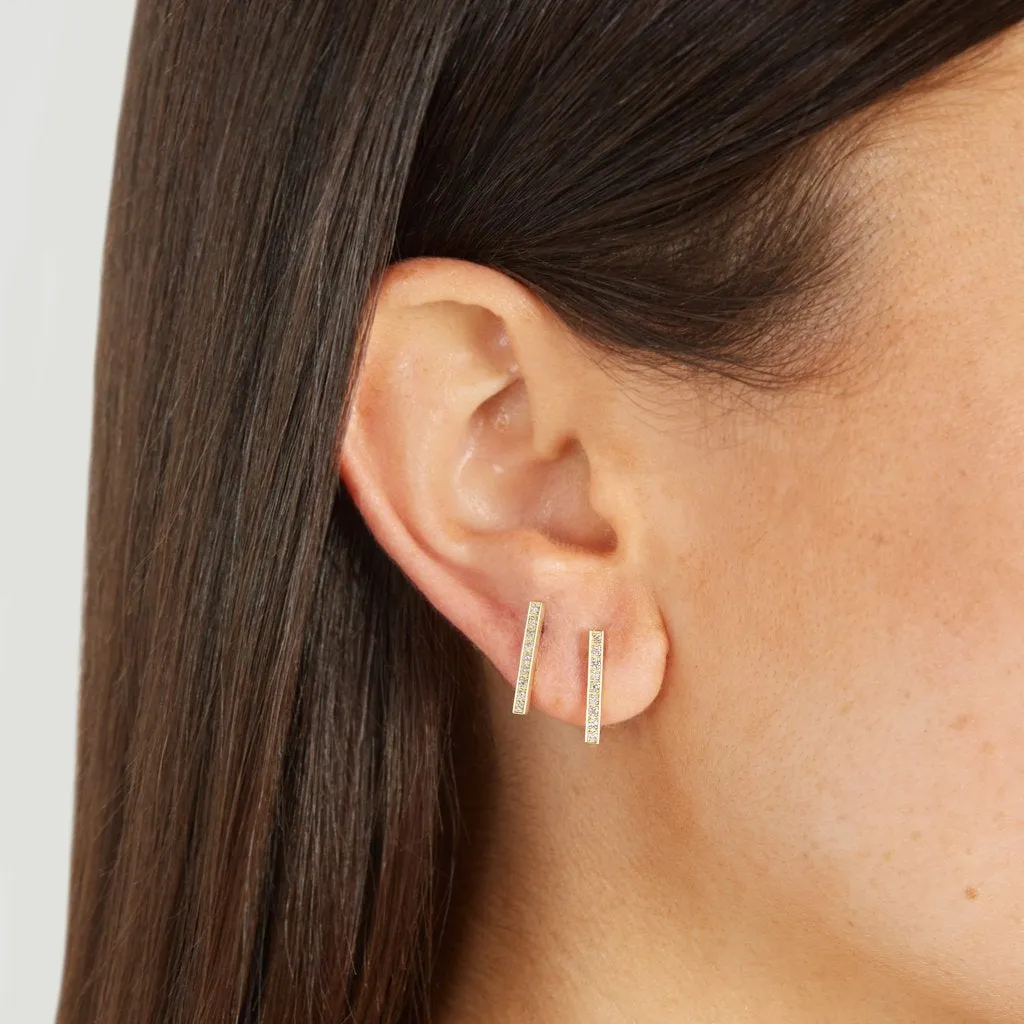 Single Diamond Long Bar Stud