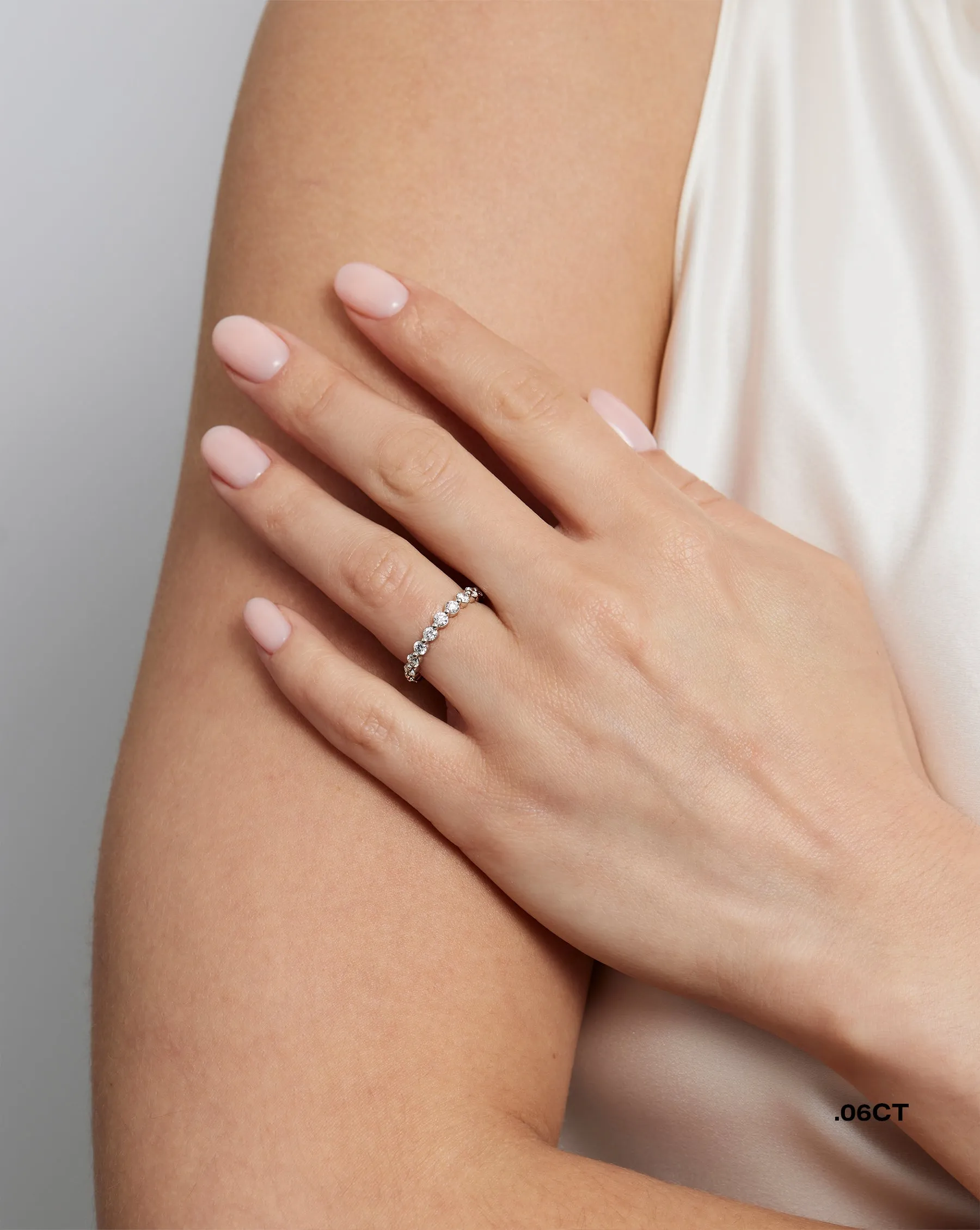 Single Prong Eternity Band