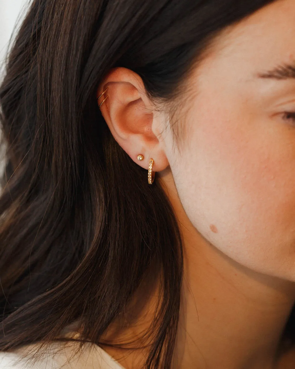 Soire White Sapphire Studs