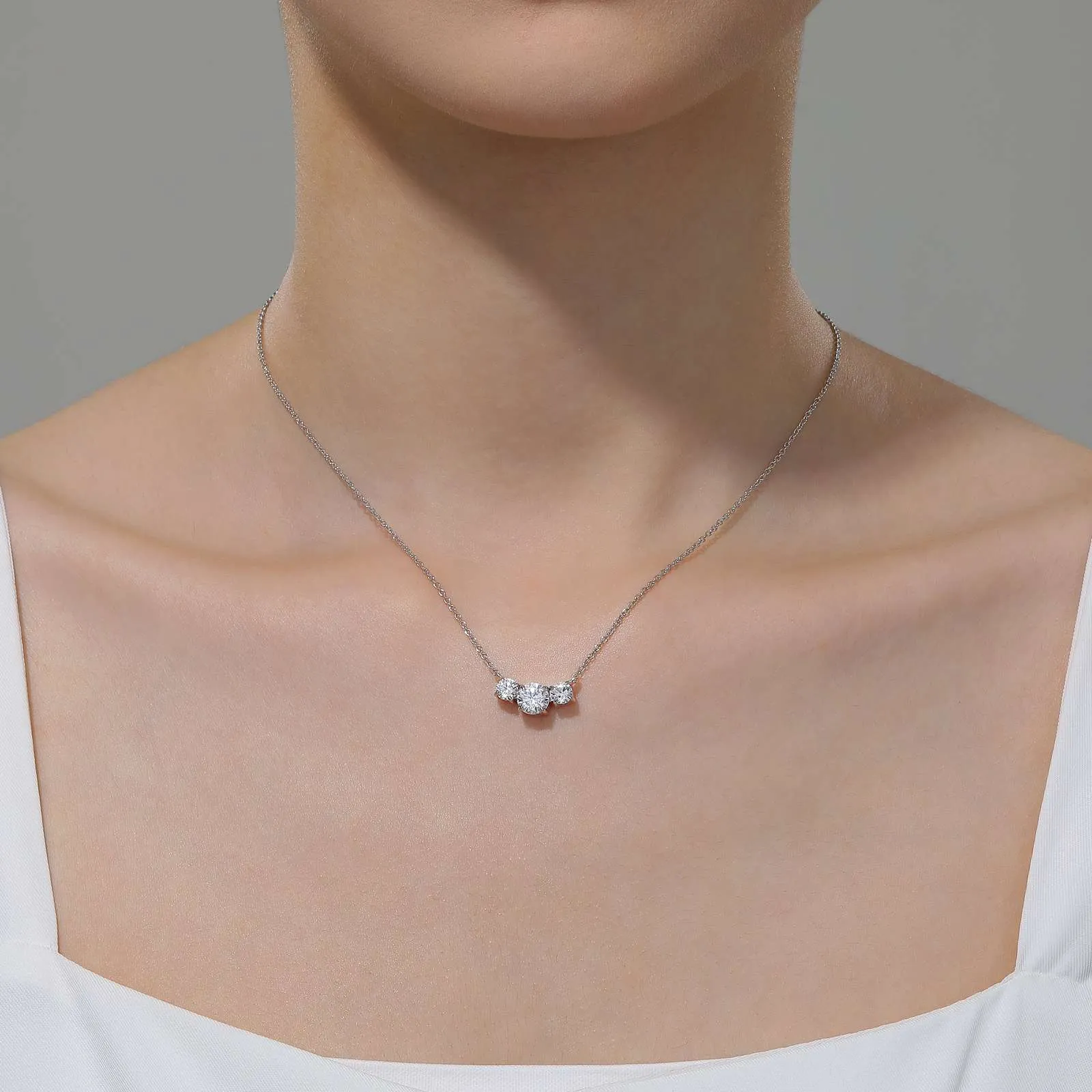 Three-Stone Necklace N0259CLP20