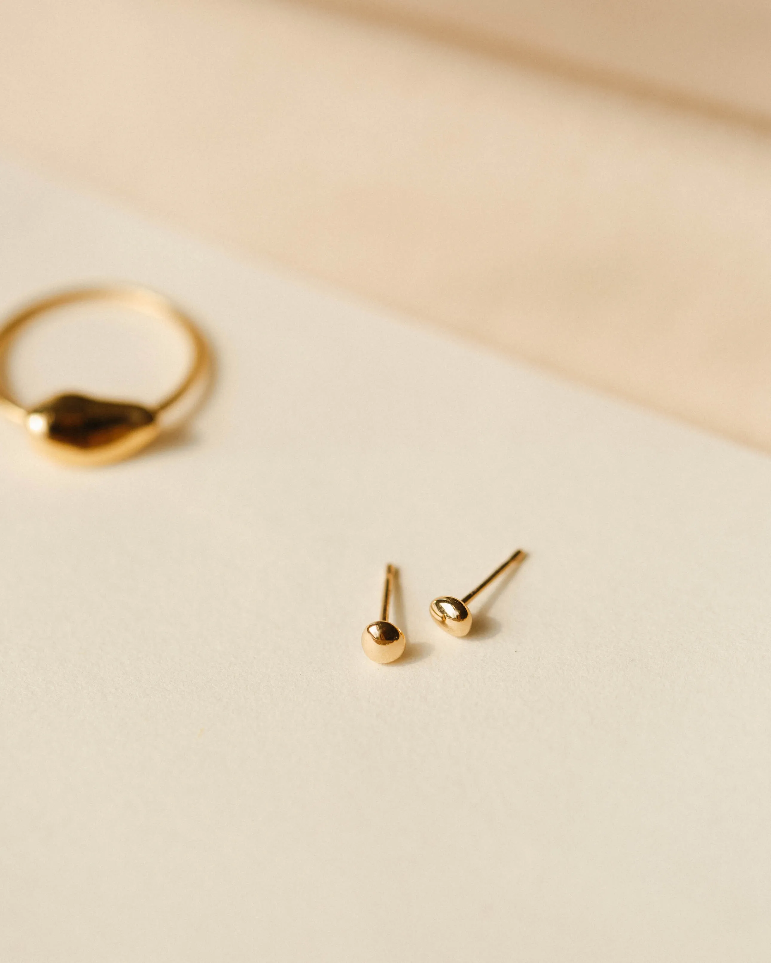Tiny Pebble Studs
