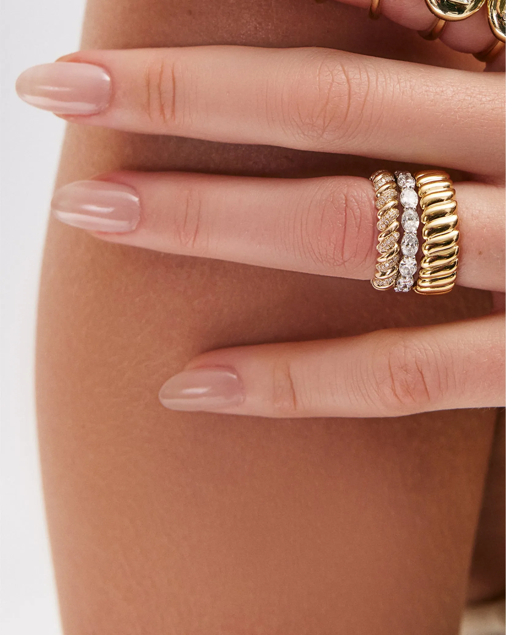 Wavy Diamond Ring